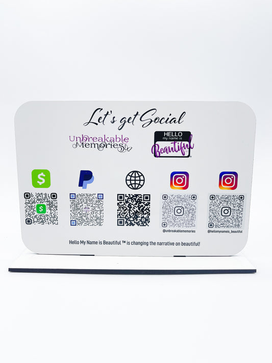Let’s Get Social table display